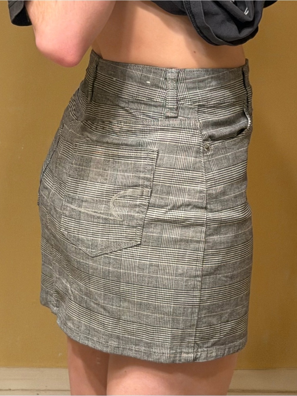American Eagle Outfitters Gray Plaid Mini Skirt